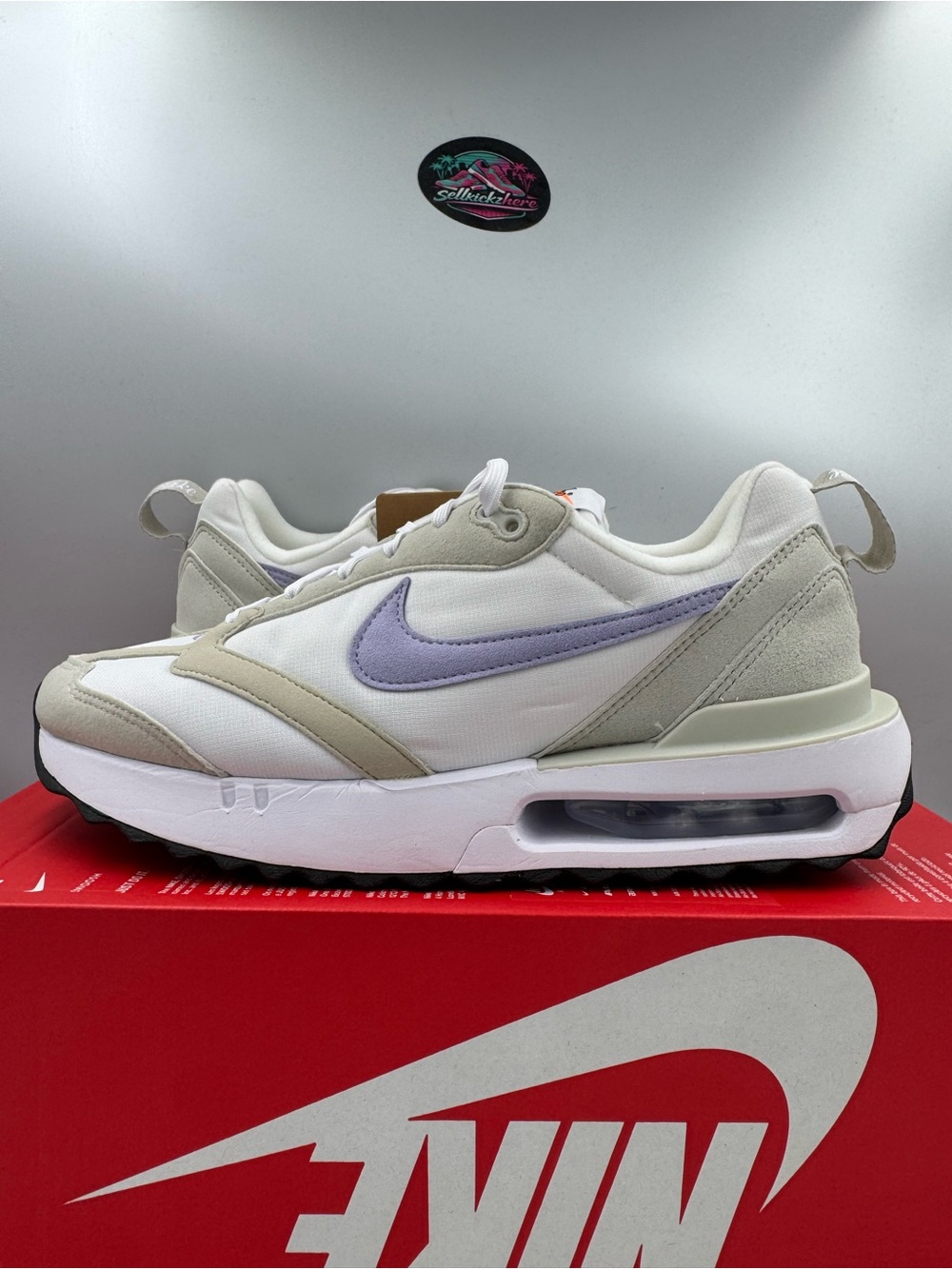 Nike Air Max Dawn Light Bone Purple Dawn BRAND NEW Size 10 Women